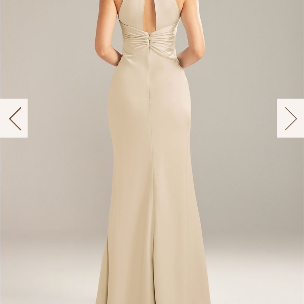 Elegant Cream Maxi Dress - Picture 2 of 4